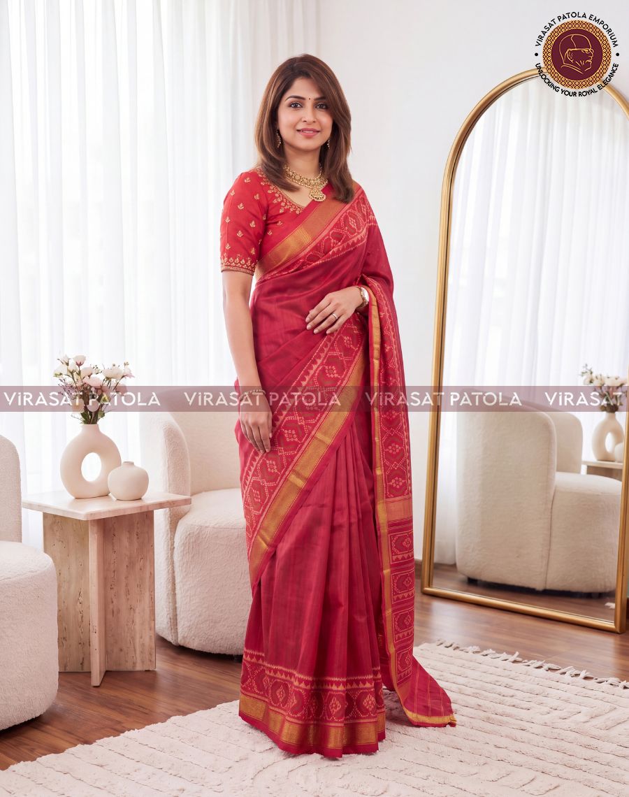 Maroon Black Dual Tone Plain Traditional Patola Saree