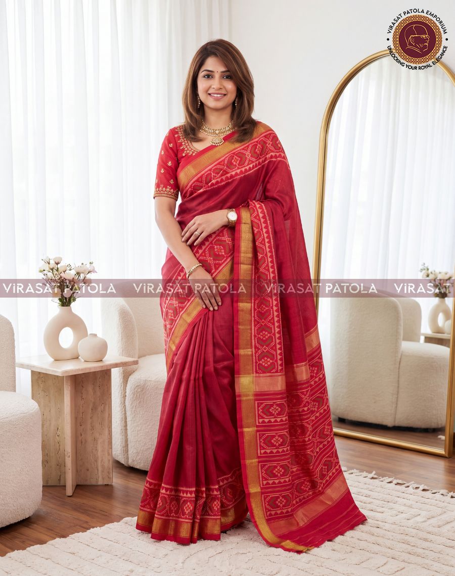 Maroon Black Dual Tone Plain Traditional Patola Saree